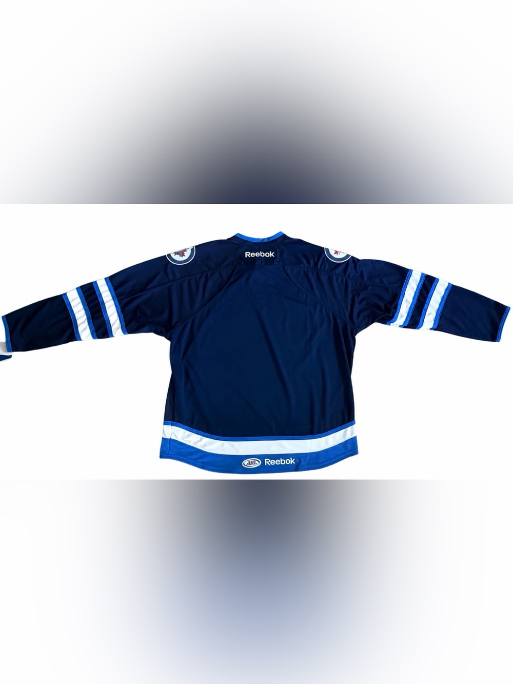 2012-2013 St.john’s Ice caps Autographed Men’s Hockey Jersey - Picture 2 of 4